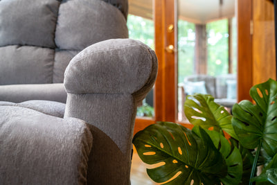 Oasis Lift Chair 580